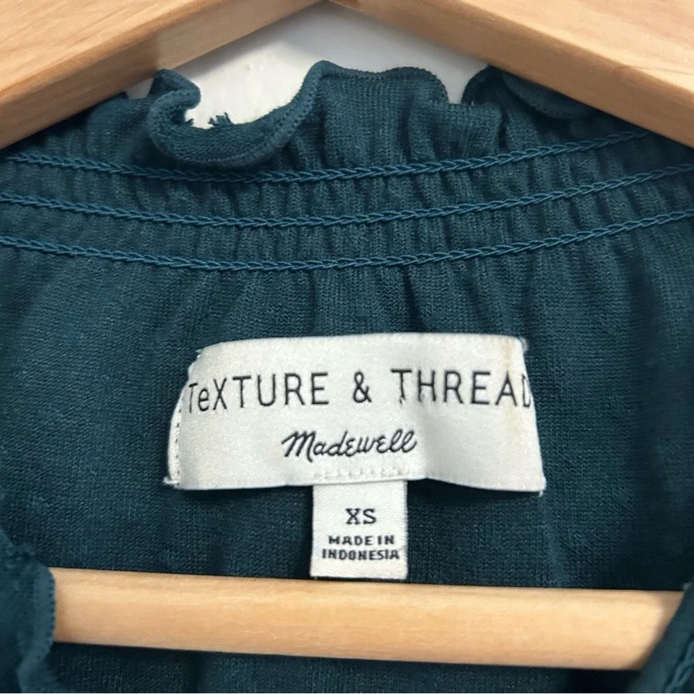 Madewell Texture & Thread Top Teal Green Swiss Dot Smocked Mock Neck Size XS